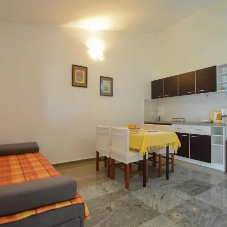 Apartment Katarina.2 Maslenica
